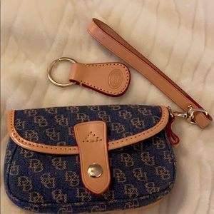 Dooney and Bourke wristlet and key holder